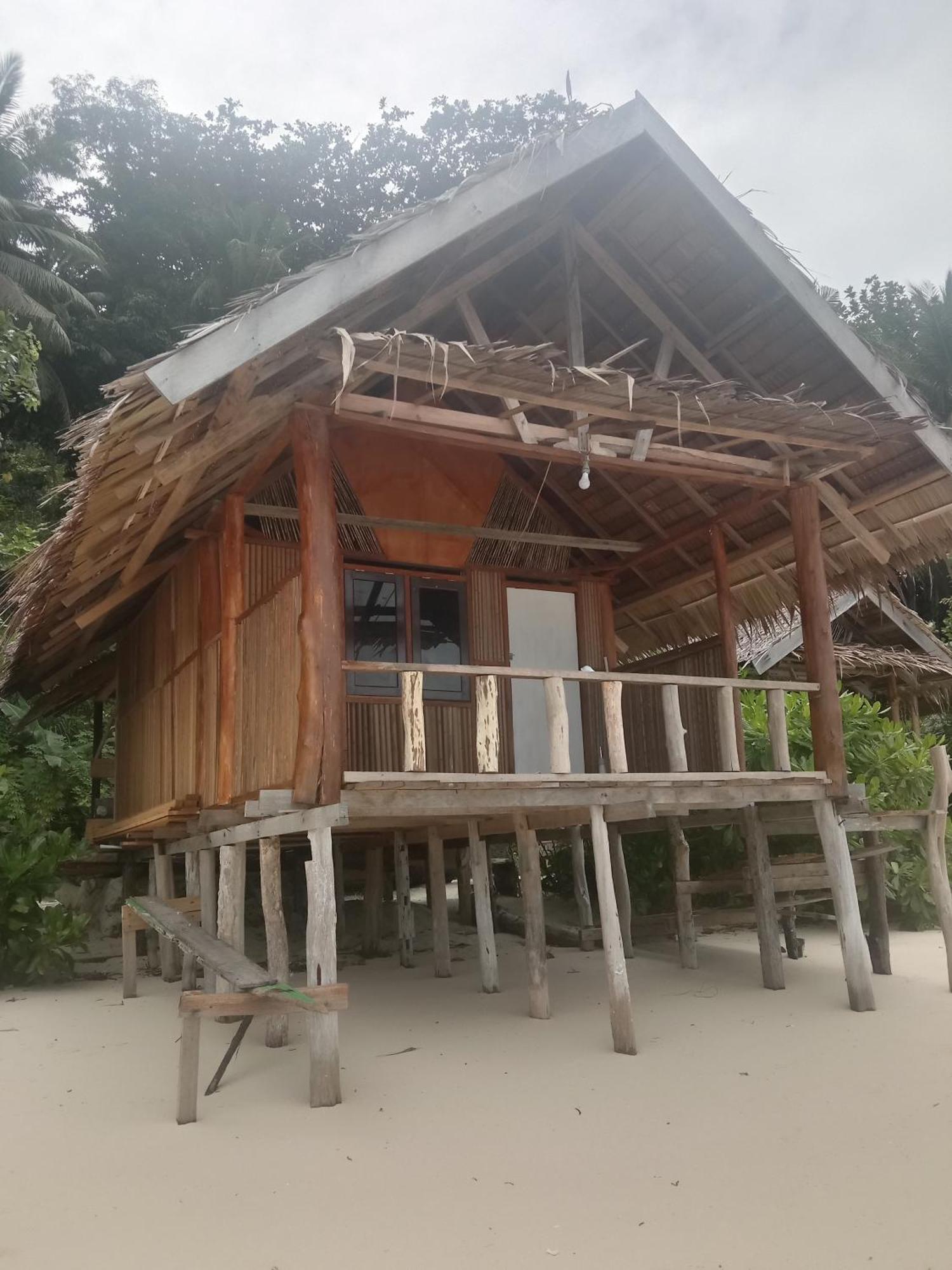 Amfriwen Homestay Yennanas Besir ภายนอก รูปภาพ